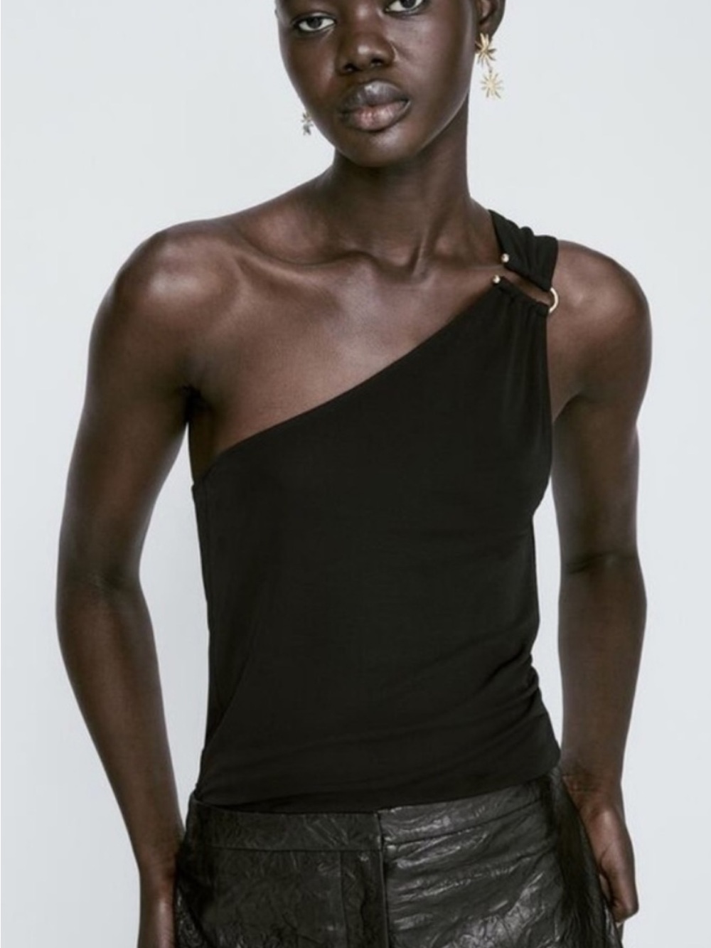 Massimo Dutti Black Asymmetric One-Shoulder Tank with Ring